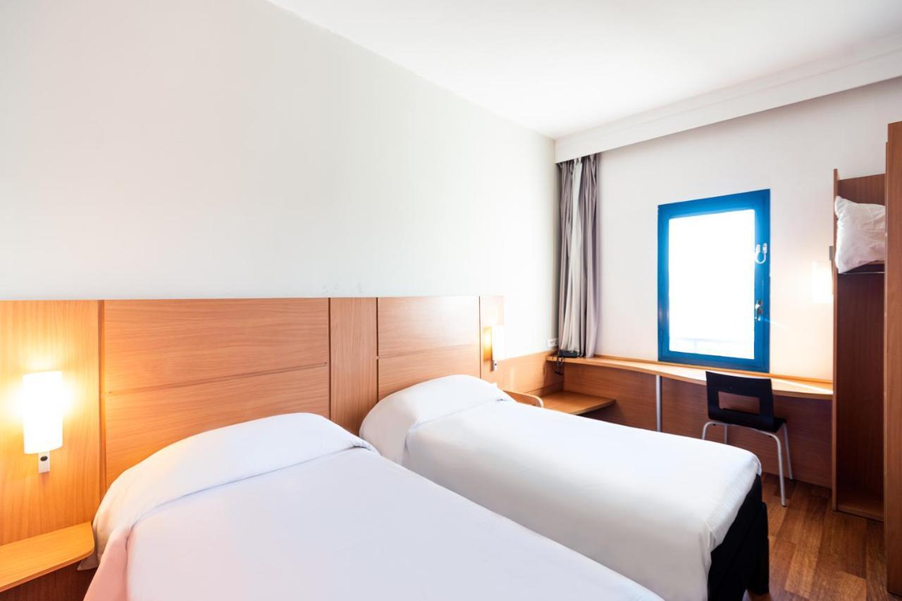 Hotel Ibis Meknès Exterior foto